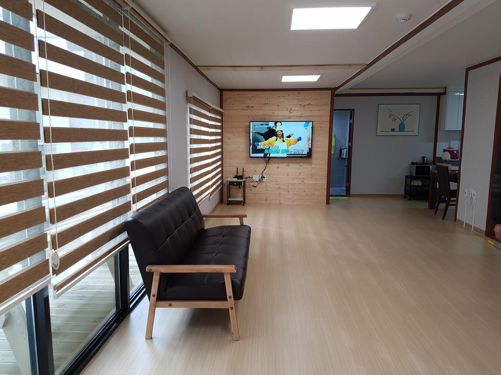 Bluesky Pension Pocheon Eksteriør bilde